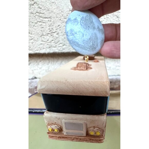 Hallmark 2009 Christmas Vacation Cousin Eddie RV Ornament Works National Lampoon - Picture 5 of 12